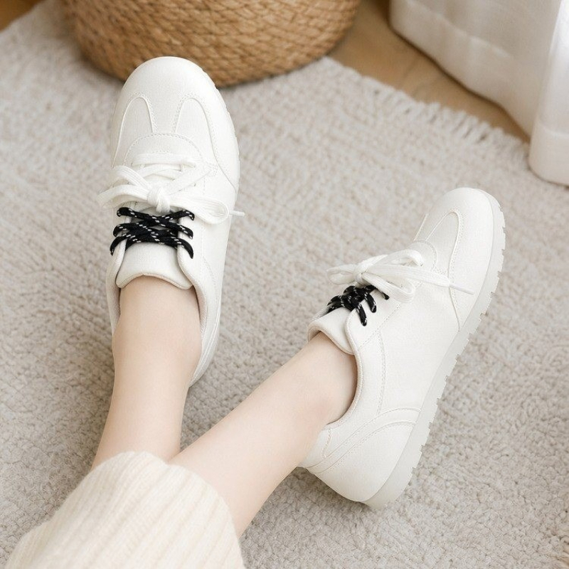 Sneakers Fashion Women - รองเท้าผ้าใบวิ่งลำลองไซส์ใหญ่สำหรับผู้หญิง รองเท้ากีฬากลางแจ้งสีขาว แฟชั่น ระบายอากาศได้ดี รองเท้าเทรนเนอร์ออกกำลังกายรุ่นใหม่