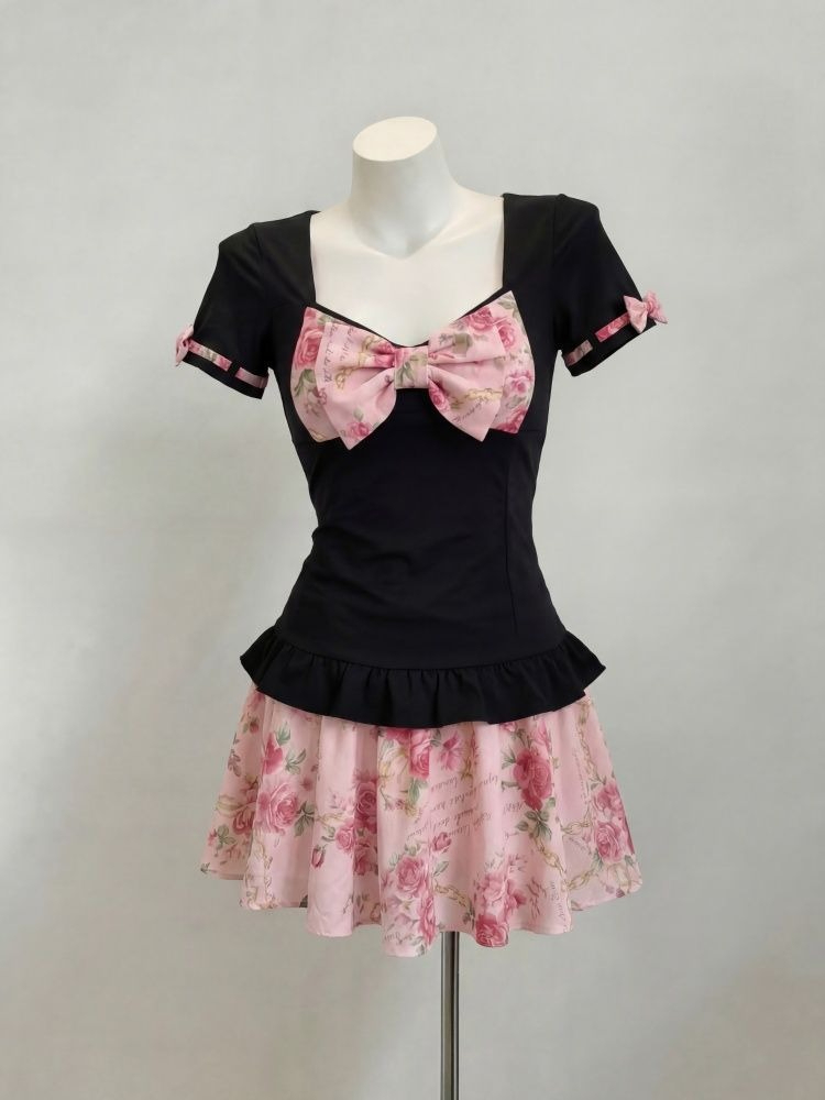 Women'S Fashion Kilt - ชุดเซ็ตสองชิ้นลายดอกไม้หวานๆ สำหรับผู้หญิง เสื้อครอปแต่งระบายผูกโบว์ทรงเข้ารูป + กระโปรงมินิเอวสูง สไตล์แฟชั่นฮาราจูกุ