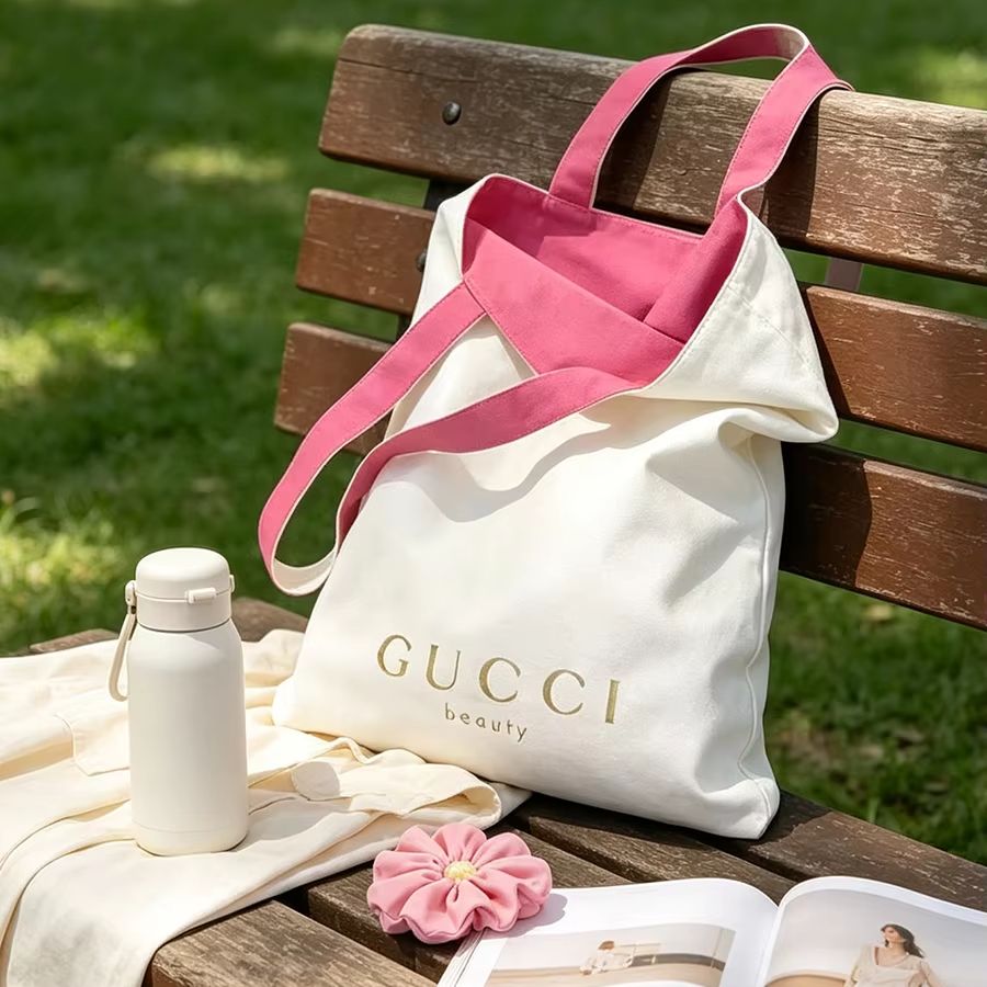 Canvas Tote Bag - กระเป๋า GUCCI สำหรับผู้หญิง กระเป๋าผ้าแคนวาส ดีไซน์สองด้าน สีชมพูโรสและสีขาว